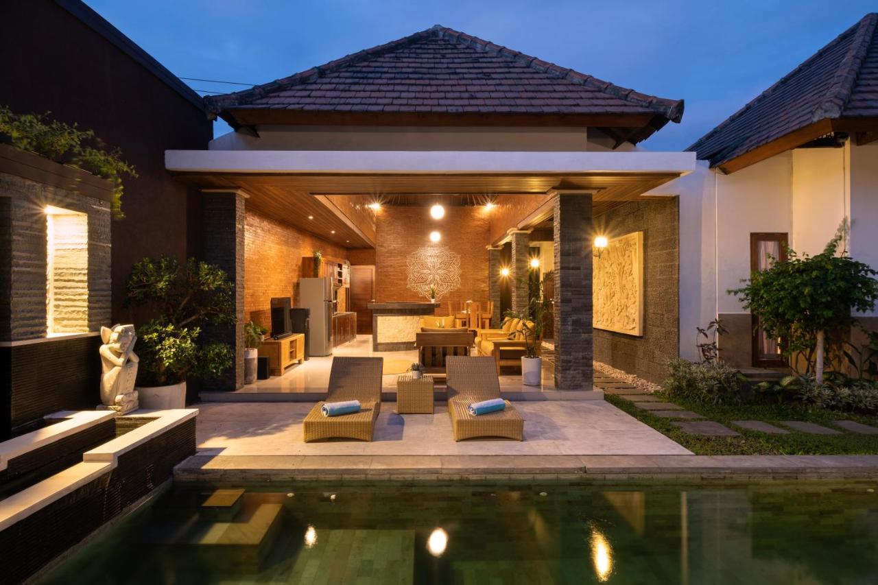 Villa Lapiz Lazuli Seminyak Kuta - 5