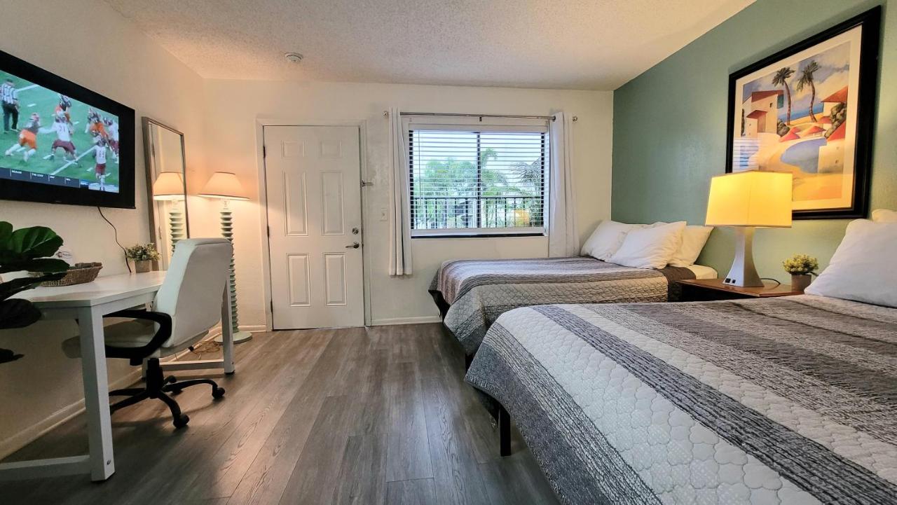 Sunshine Inn Lake Worth Beach — photo 7
