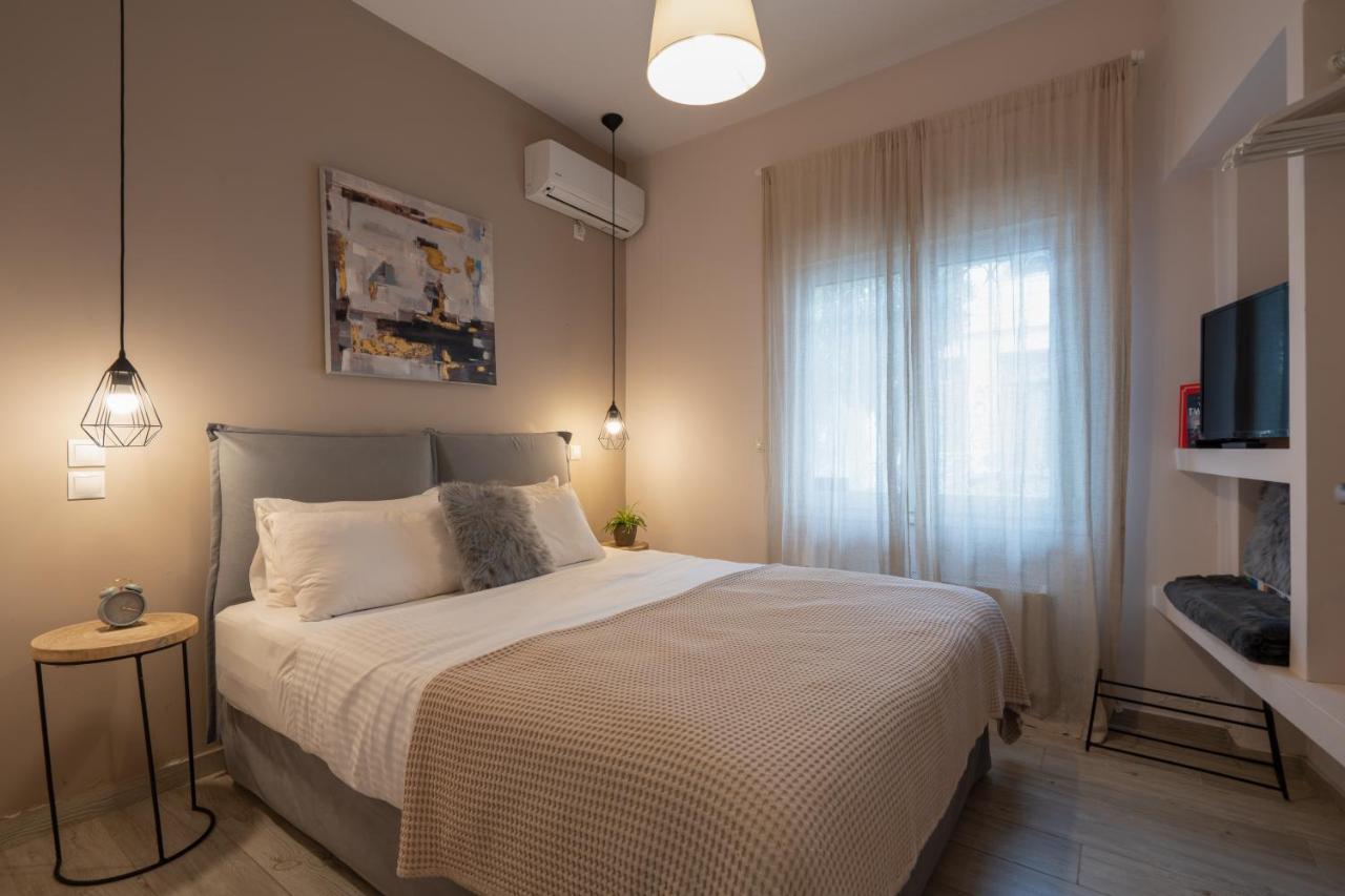 1BR Athenian Serenity 15 Minutes From Acropolis - 2