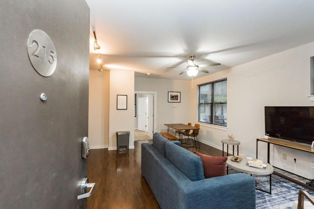 CozySuites Music Row Spacious 1BR with free parking 30 - 2