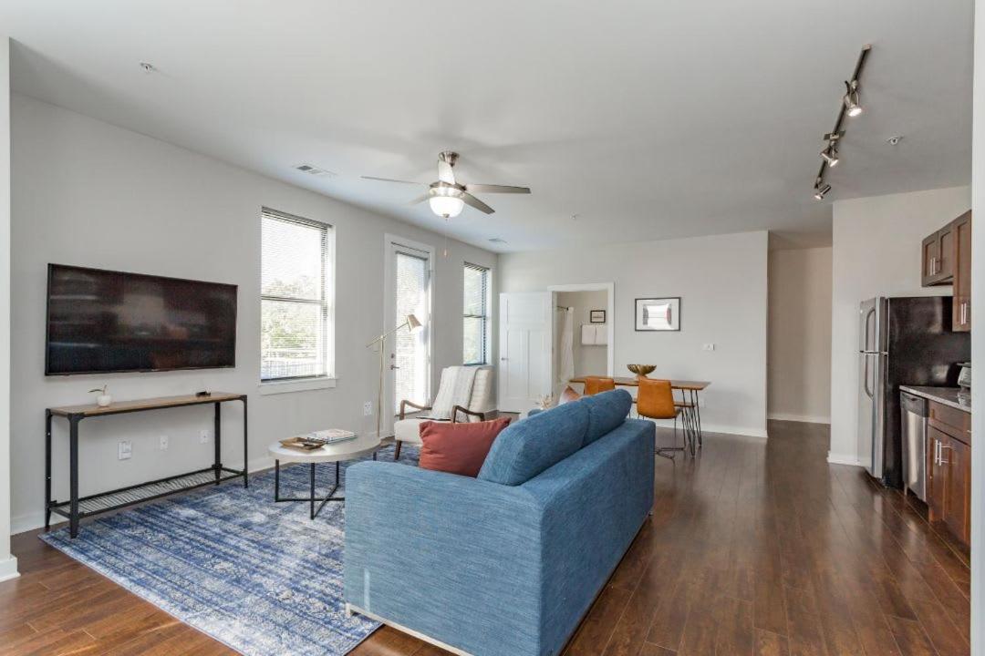 CozySuites Music Row Spacious 2BR free parking 25 - 3