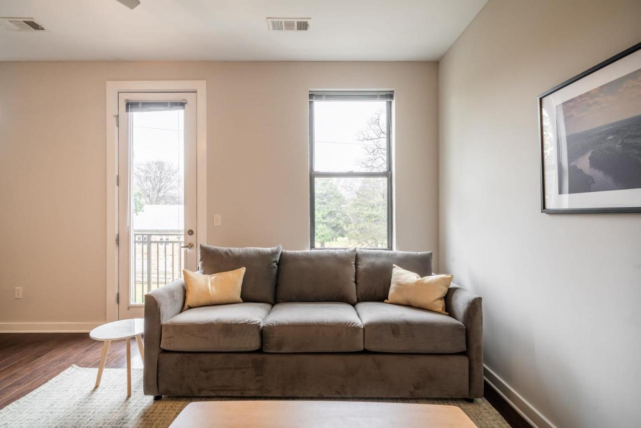 CozySuites MusicRow Astonishing Studio with free parking 22 - 2