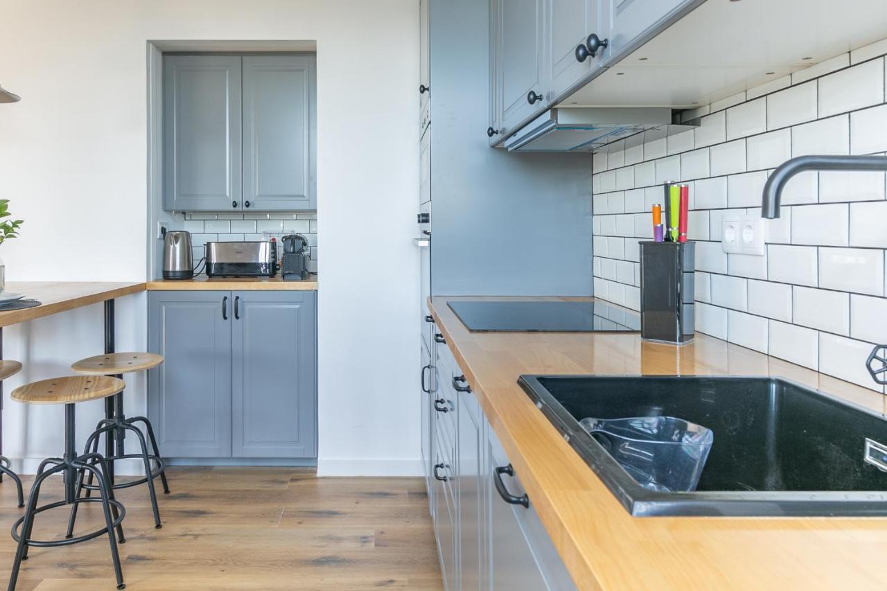 Spacious Apt Campo D'Ourique by Lisbeyond - 2