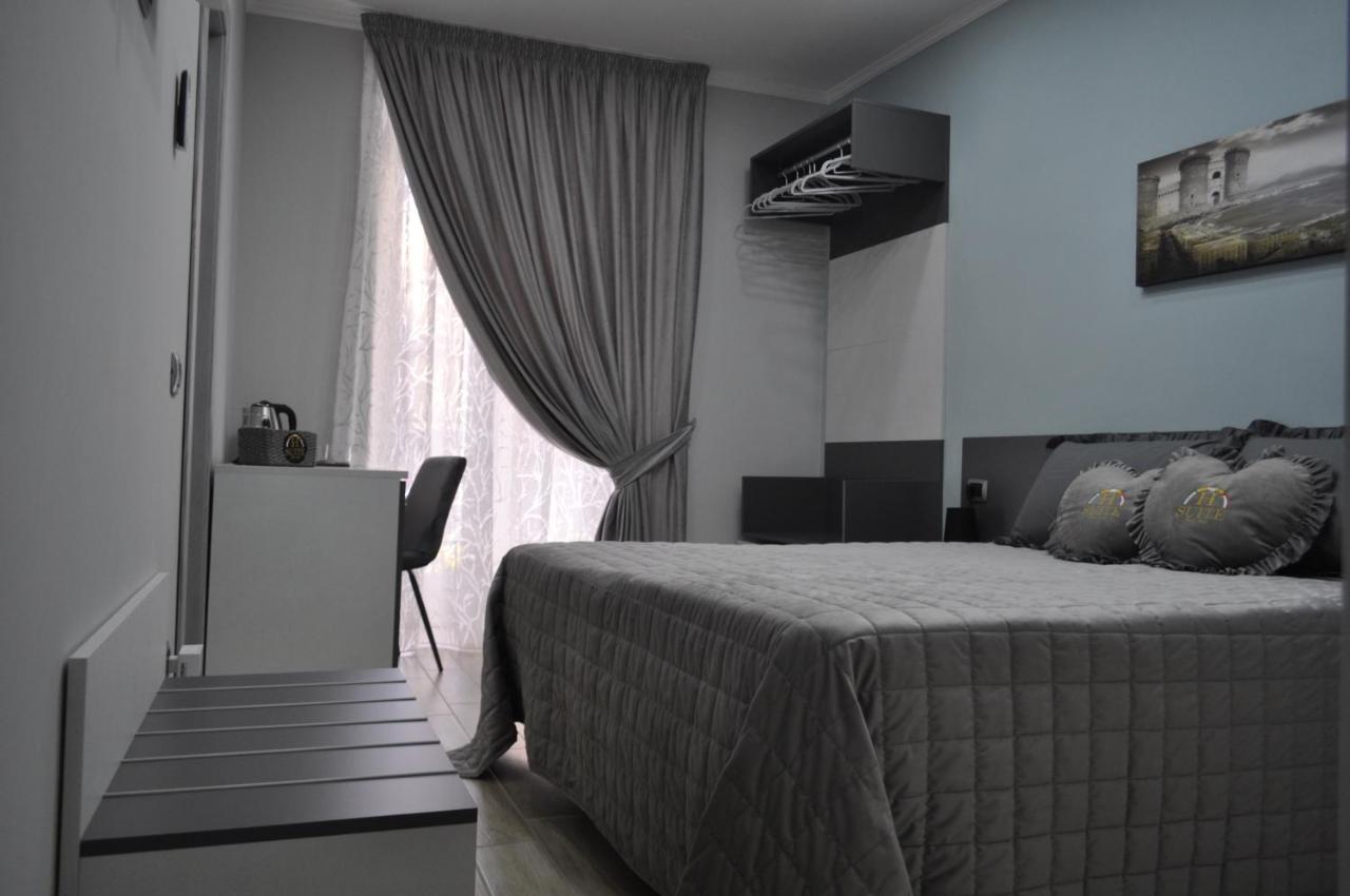 HSUITE - 4