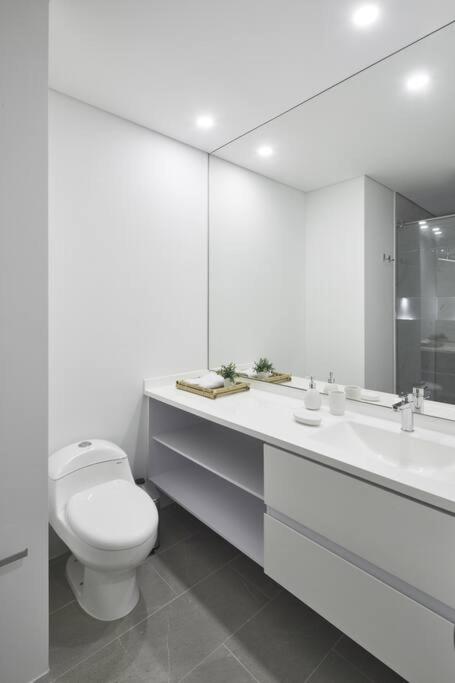 305 New Fancy Loft Parque El Virrey by LETOH - 5