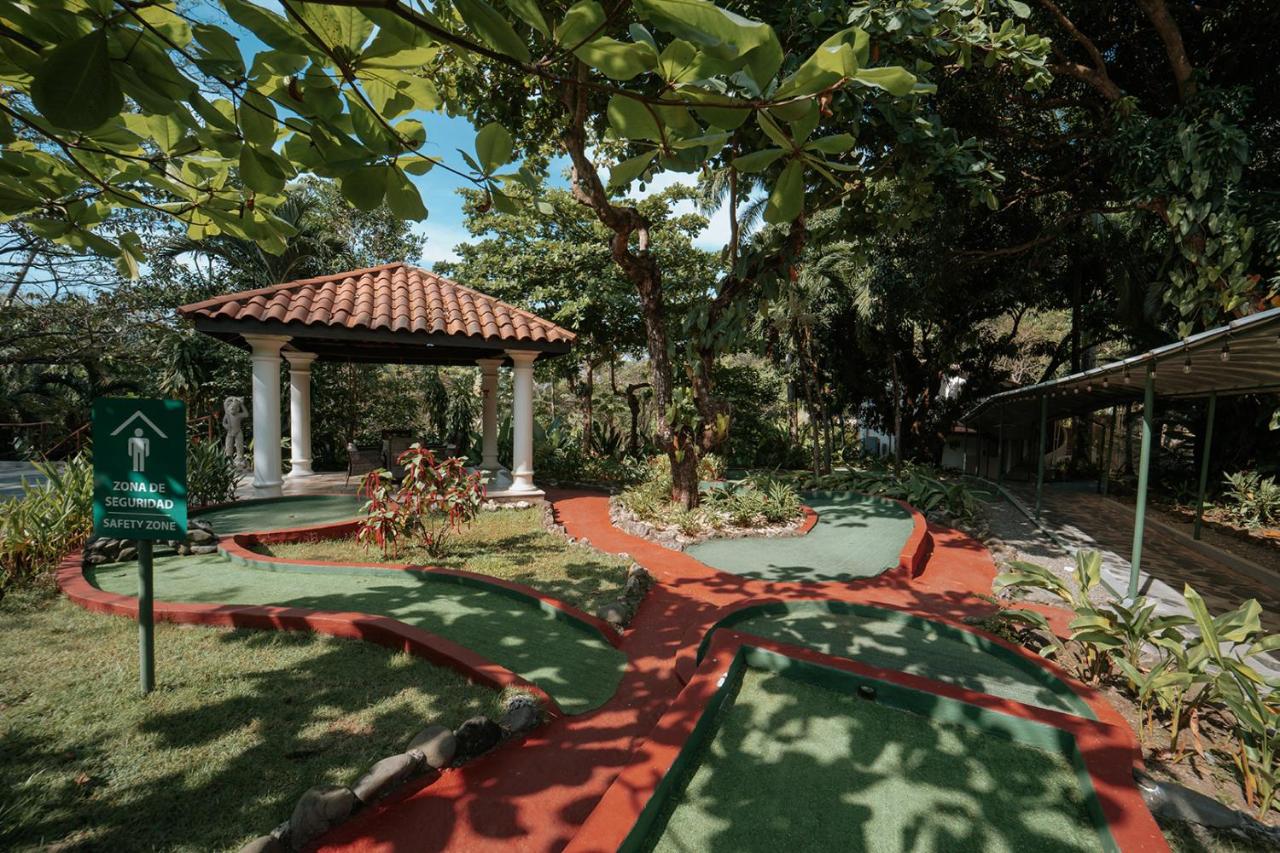Parador Nature Resort and Spa photo