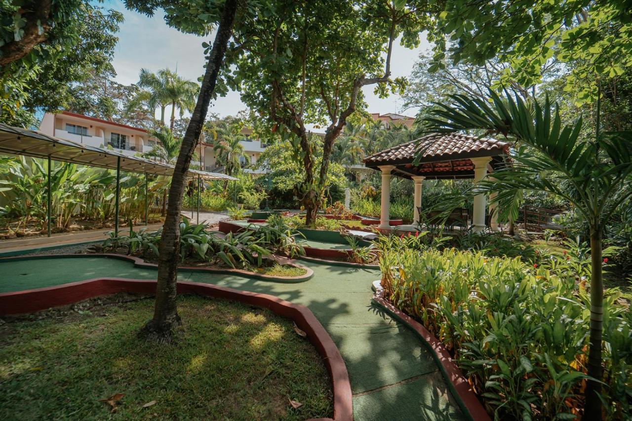 Parador Nature Resort and Spa photo