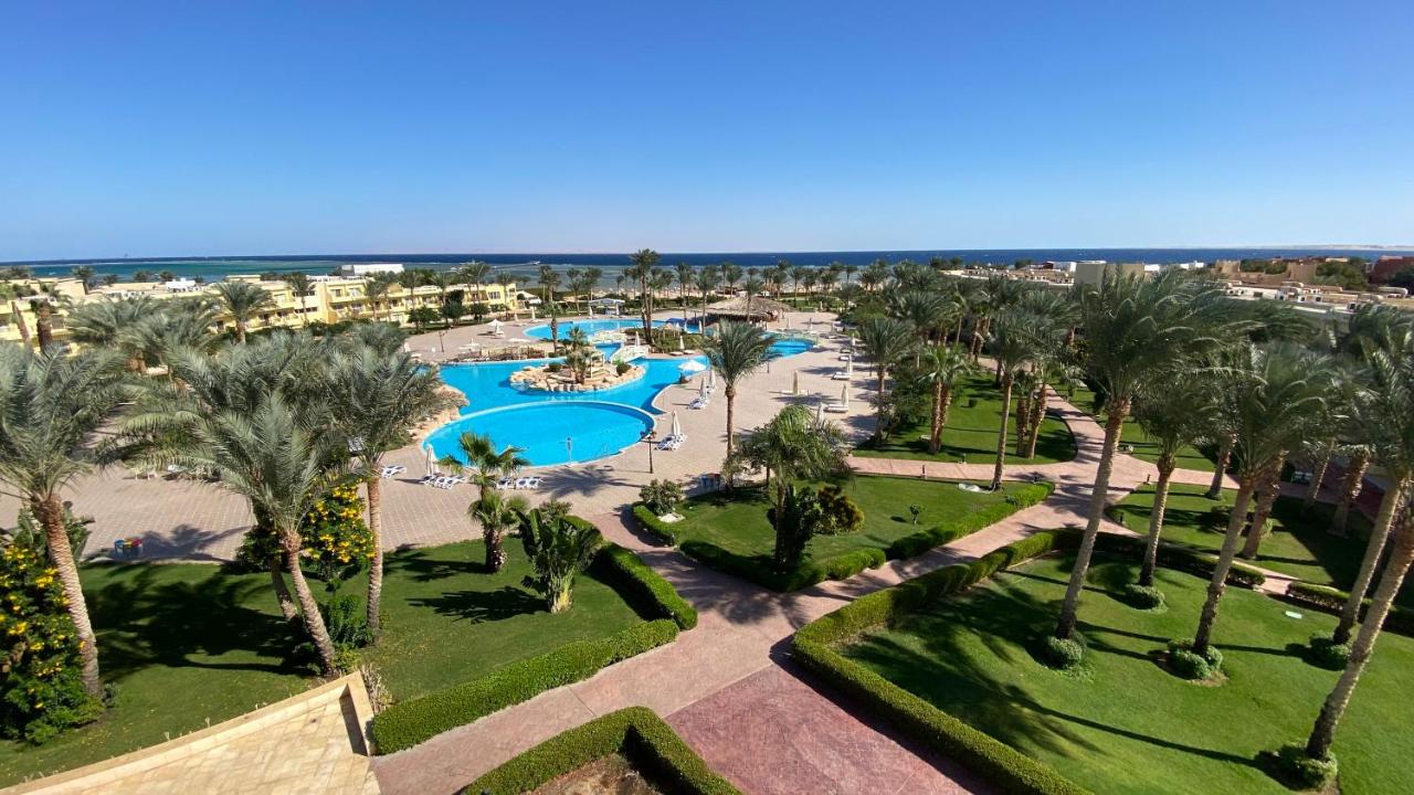 Amwaj Oyoun Resort & Casino photo