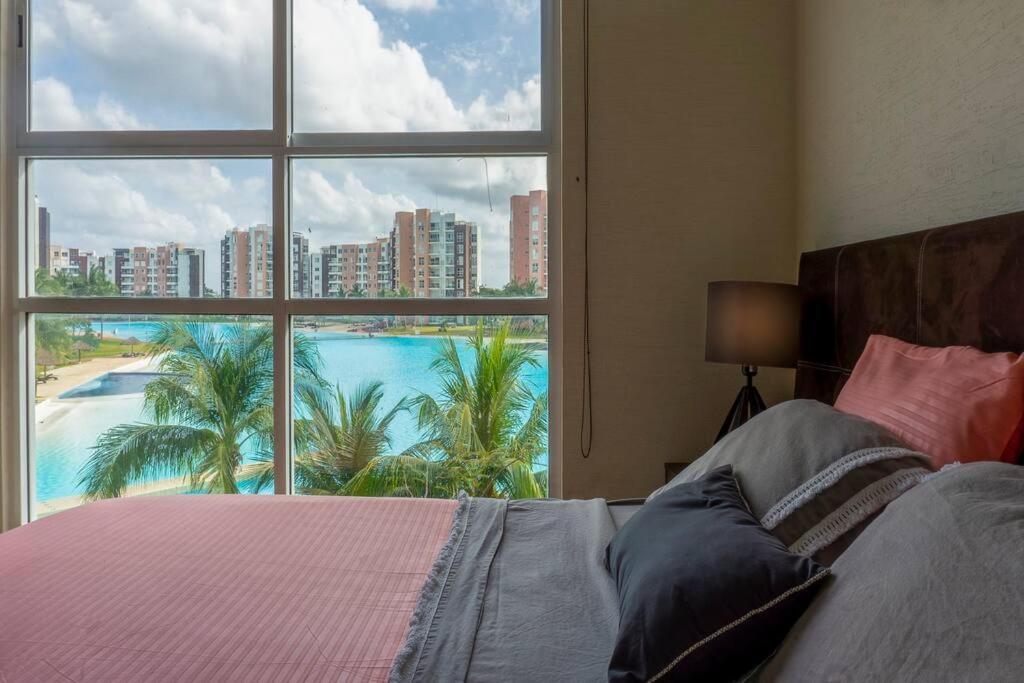 DR02 Departamento Moderno con Vista a la Laguna en Dream Lagoons - 2