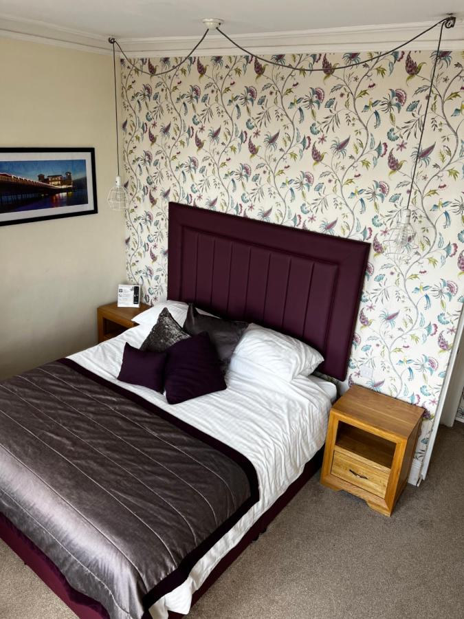Queenswood Hotel - Laterooms