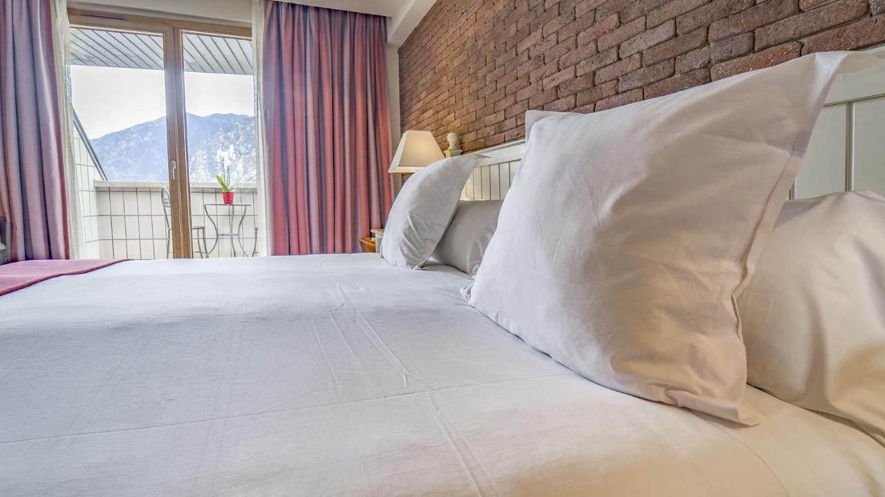 Roc Blanc Hotel & Spa photo