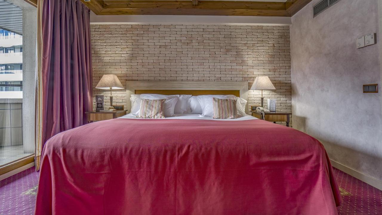 Roc Blanc Hotel & Spa photo