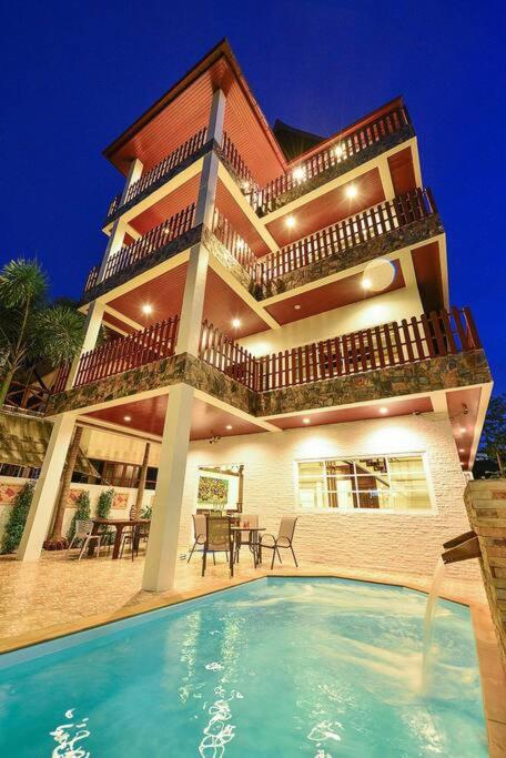 Unique&Nice 7BD pool villa in heart Nanai Patong - 4