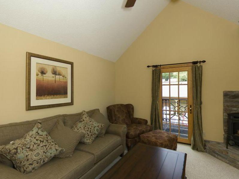 Hillwinds Inn - Blowing Rock — photo 15