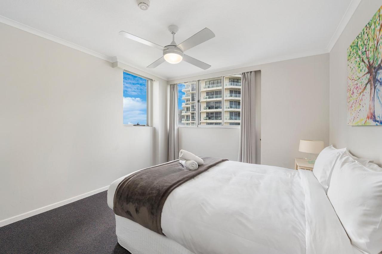 Sandpiper Broadbeach photo