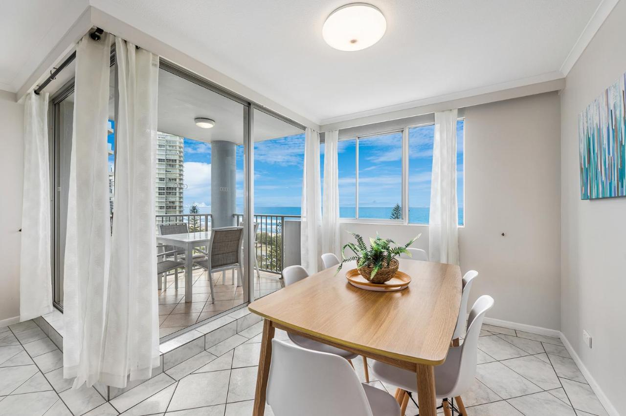 Sandpiper Broadbeach photo