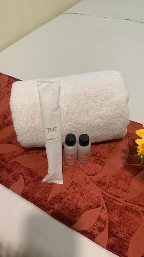 Single or Twin No Window Room With Sharing Bathroom and Toilet in Sandpiper Hotel - 3