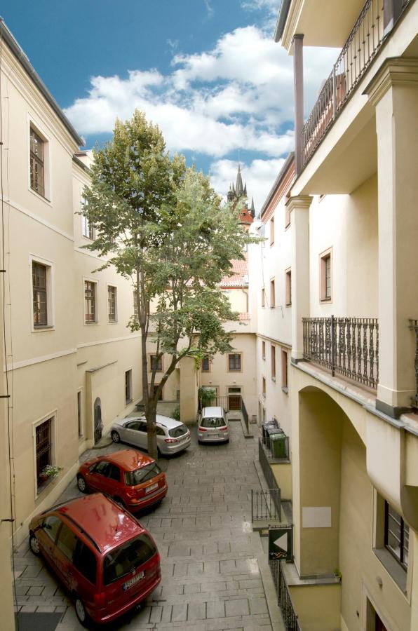 Hotel Metamorphis photo
