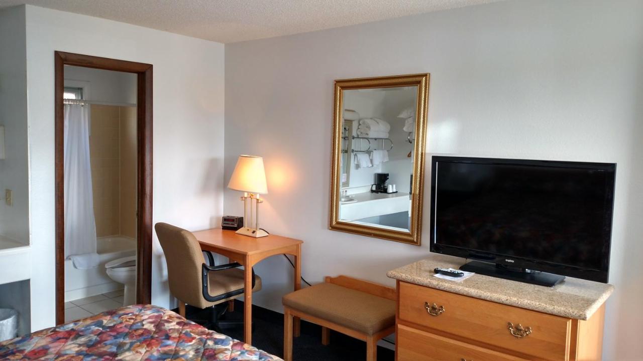 A Wyoming Inn — photo 7