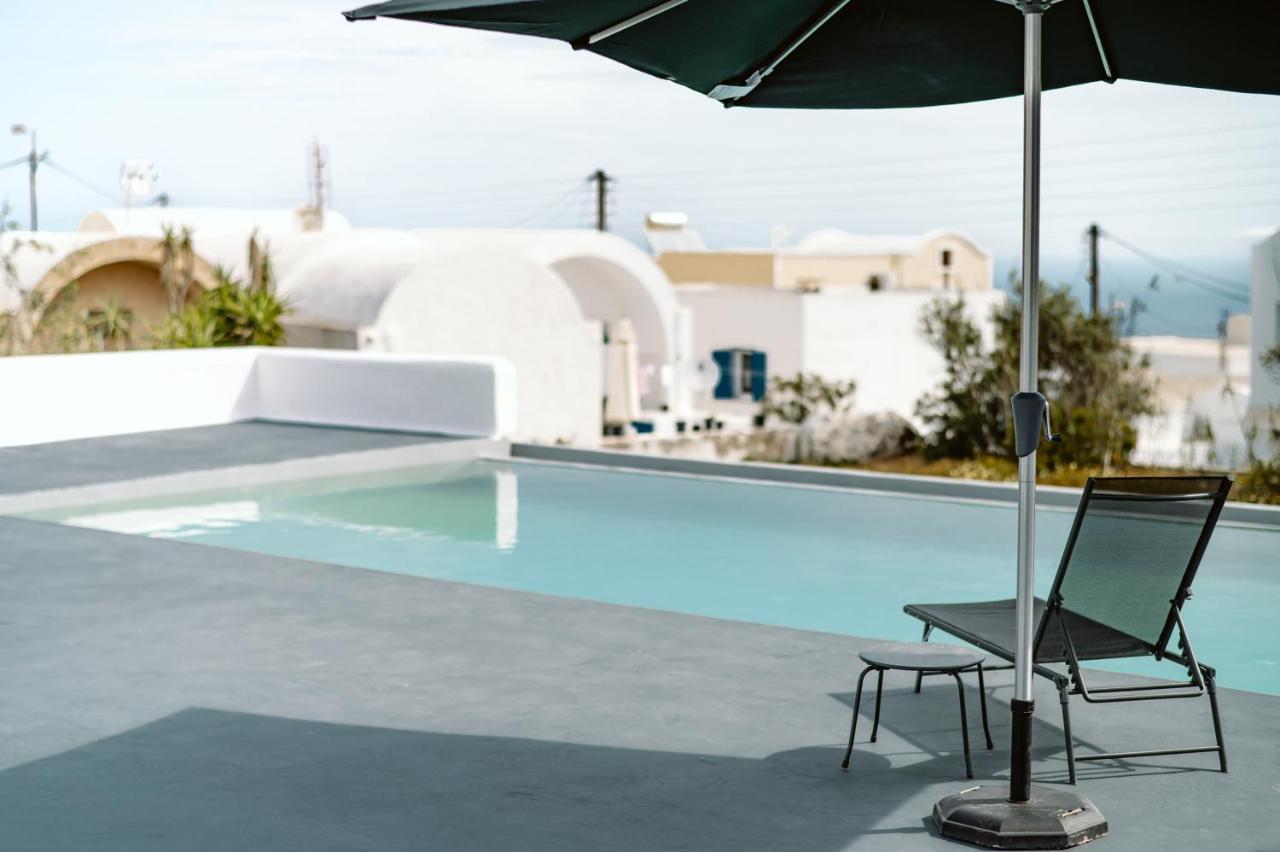 3-Room, 3-Bath Family Villa with Massive Pool, Central Location, Seconds from Cliff! - 4