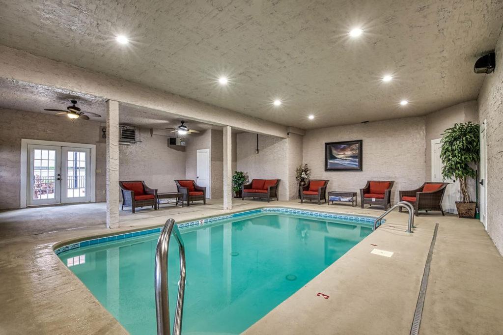 Serenity Mountain Pool Lodge — photo 9