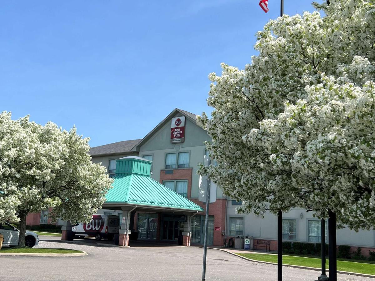 Best Western Plus Travel Hotel Toronto Airport photo
