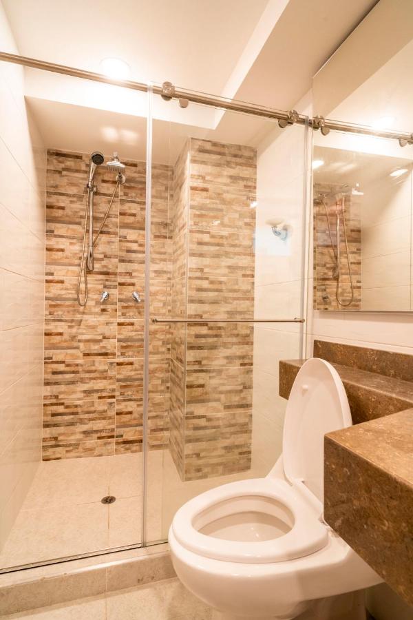 100 Wonderful House - 3