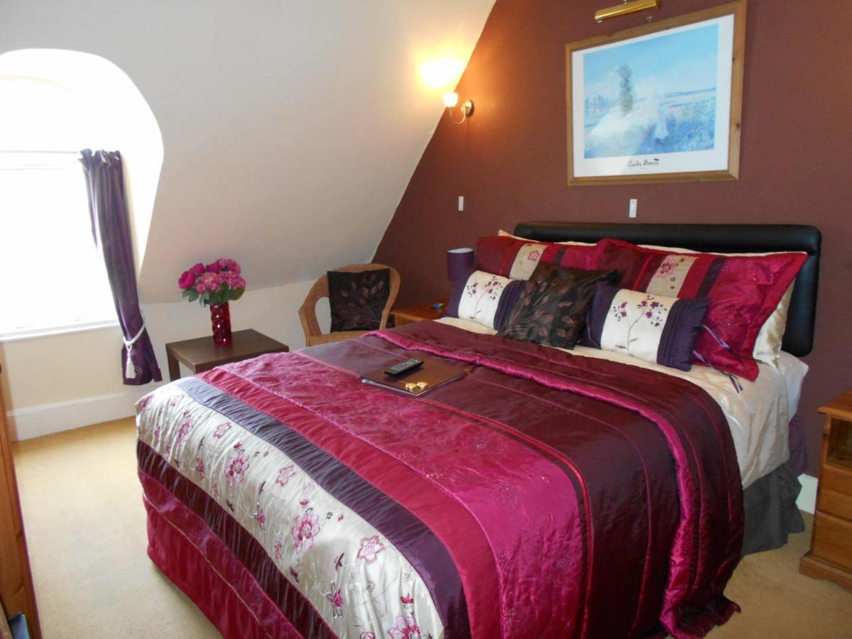 Cranborne Guest Accommodation - Laterooms