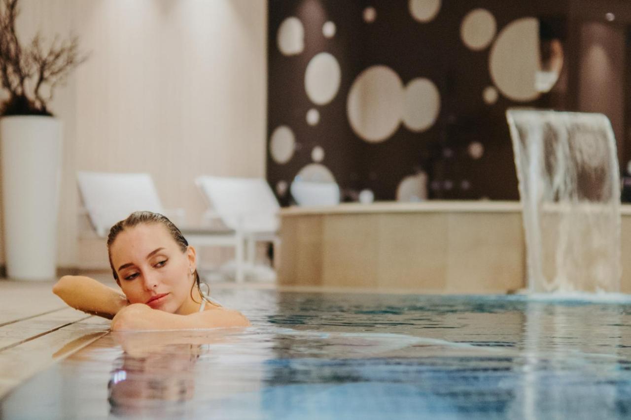 The Ritz-Carlton, Berlin photo