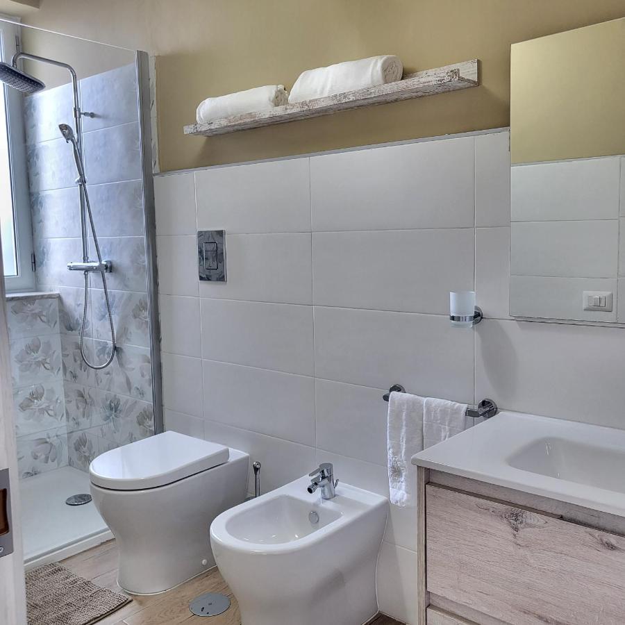 Sole raggiante Lia Darzillo - 2