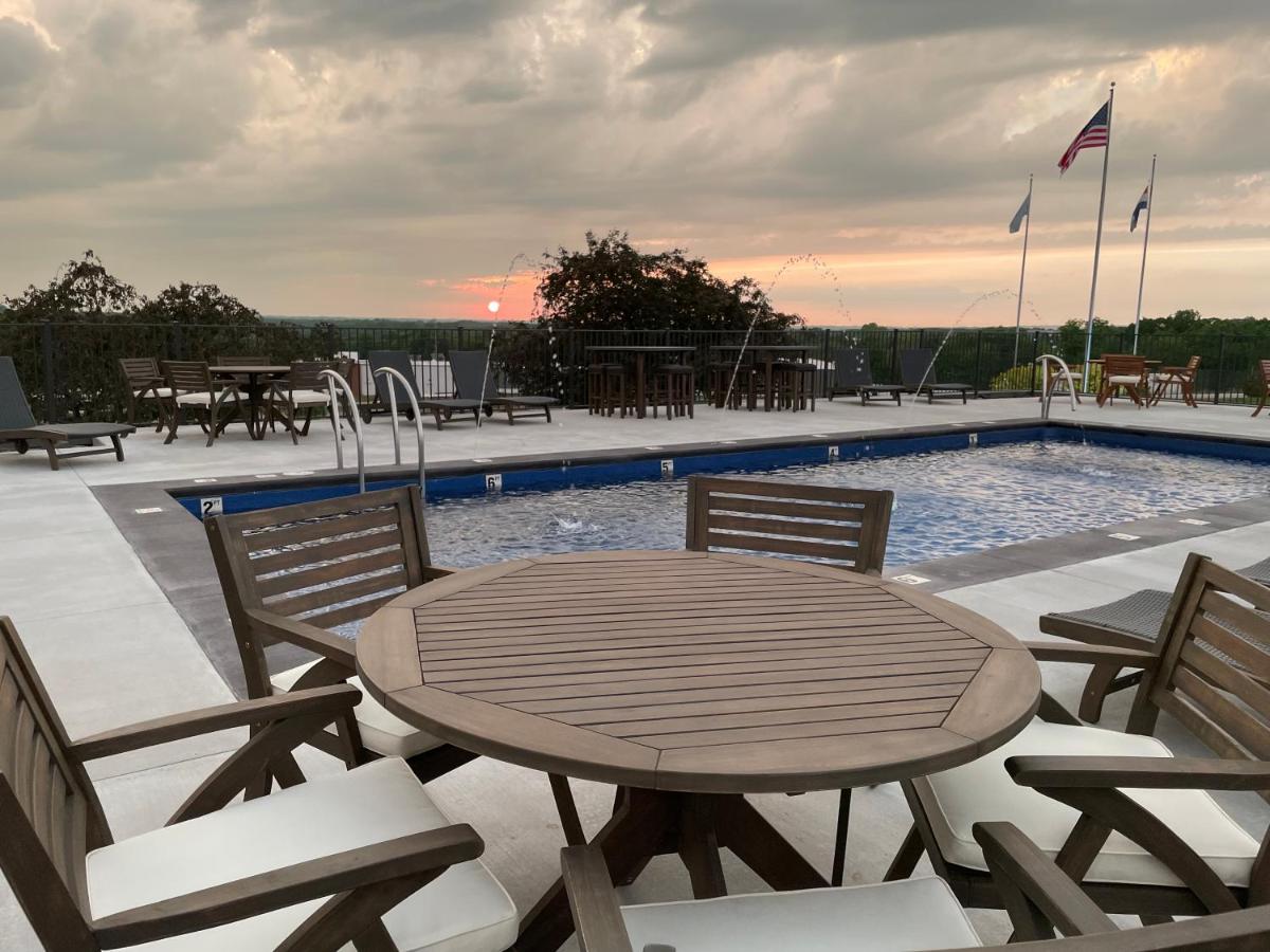 PINEMARK Inn Suites Events — photo 20