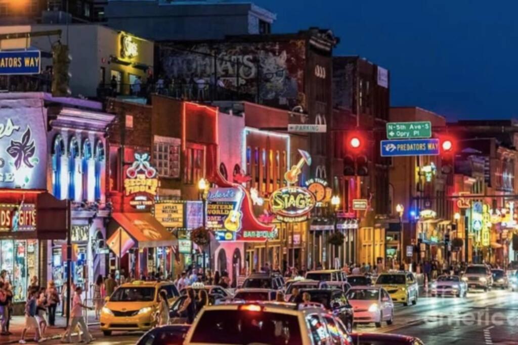 Captain's Quarters Riverfront #1 - 4