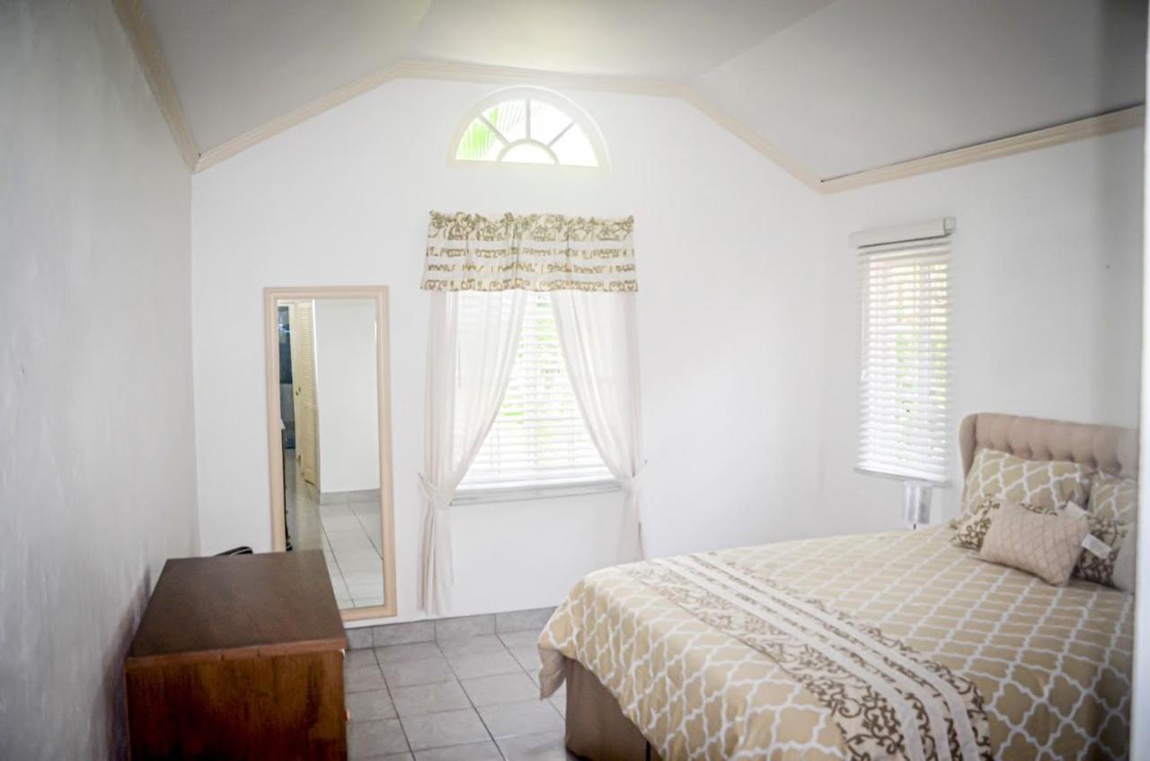 Bamboo Vacation Home - 2