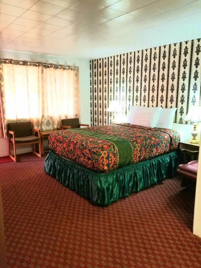 Town House Motor Inn — photo 19
