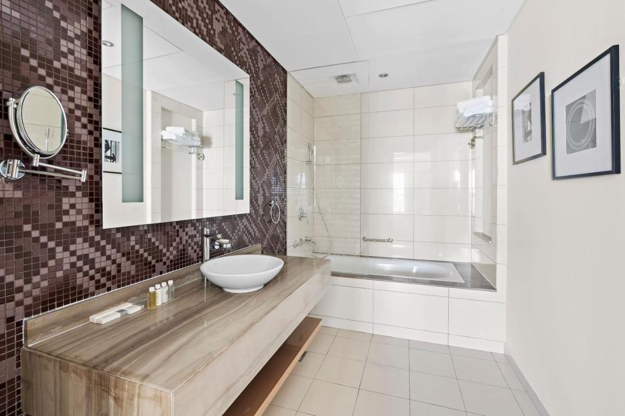 ALiving Elegant 1BR I Burj Khalifa View I Paramount Towers- 6103 - 3