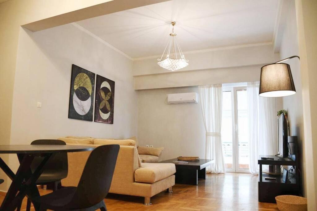 central Athens apartment near Kallimarmaro hosted by vasiliki - 5