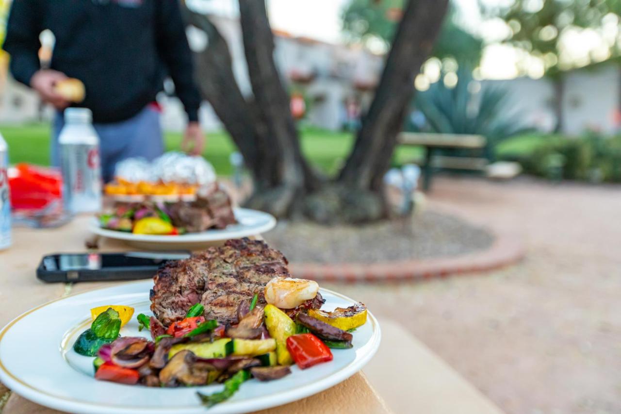 Scottsdale Camelback Resort — photo 16