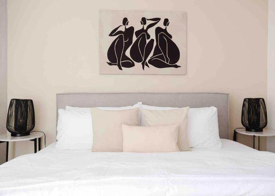 MrW Gorgeous Park View 2BR Balcony 701 - 2