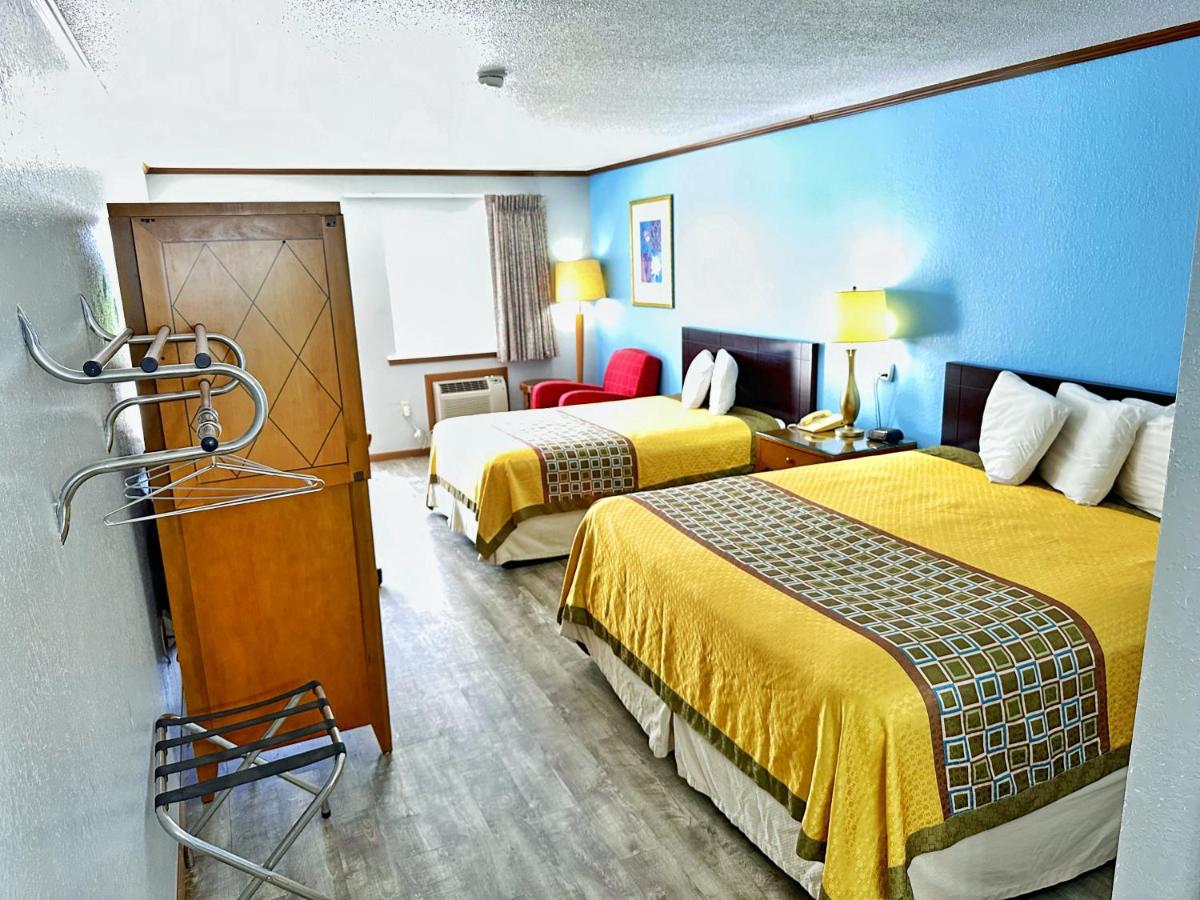 BETTY'S MOTEL — photo 4