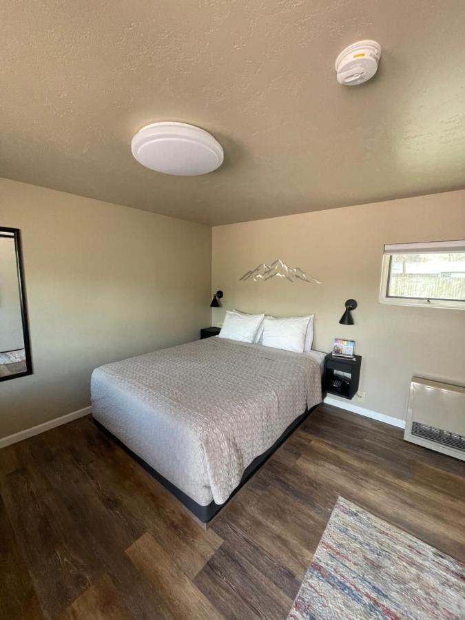Woodland Motel — photo 15