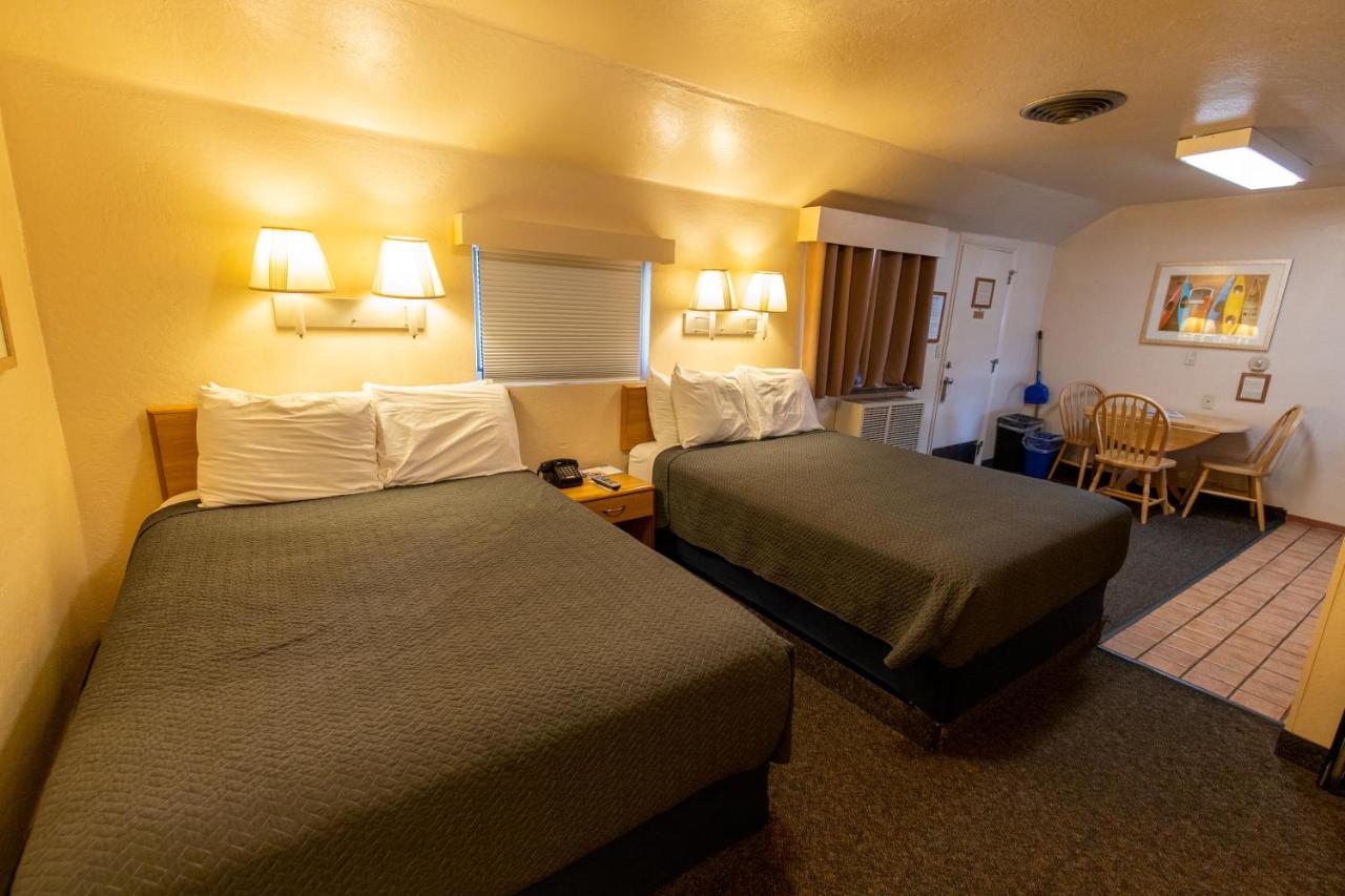 Woodland Motel — photo 16