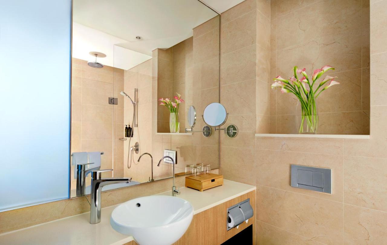 Momentus Hotel Alexandra - 4