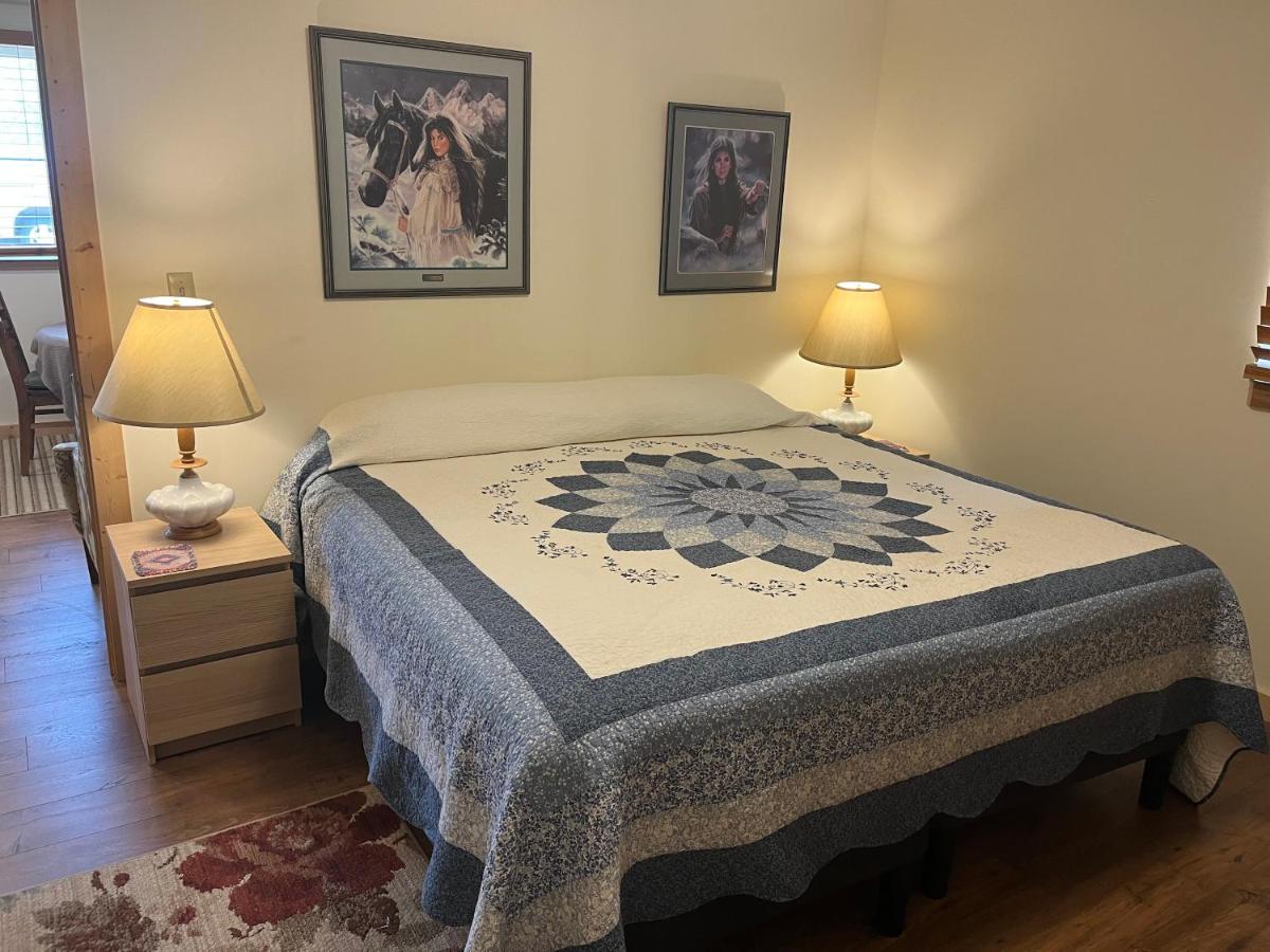 Creekside Downtown Vacation Suites — photo 22
