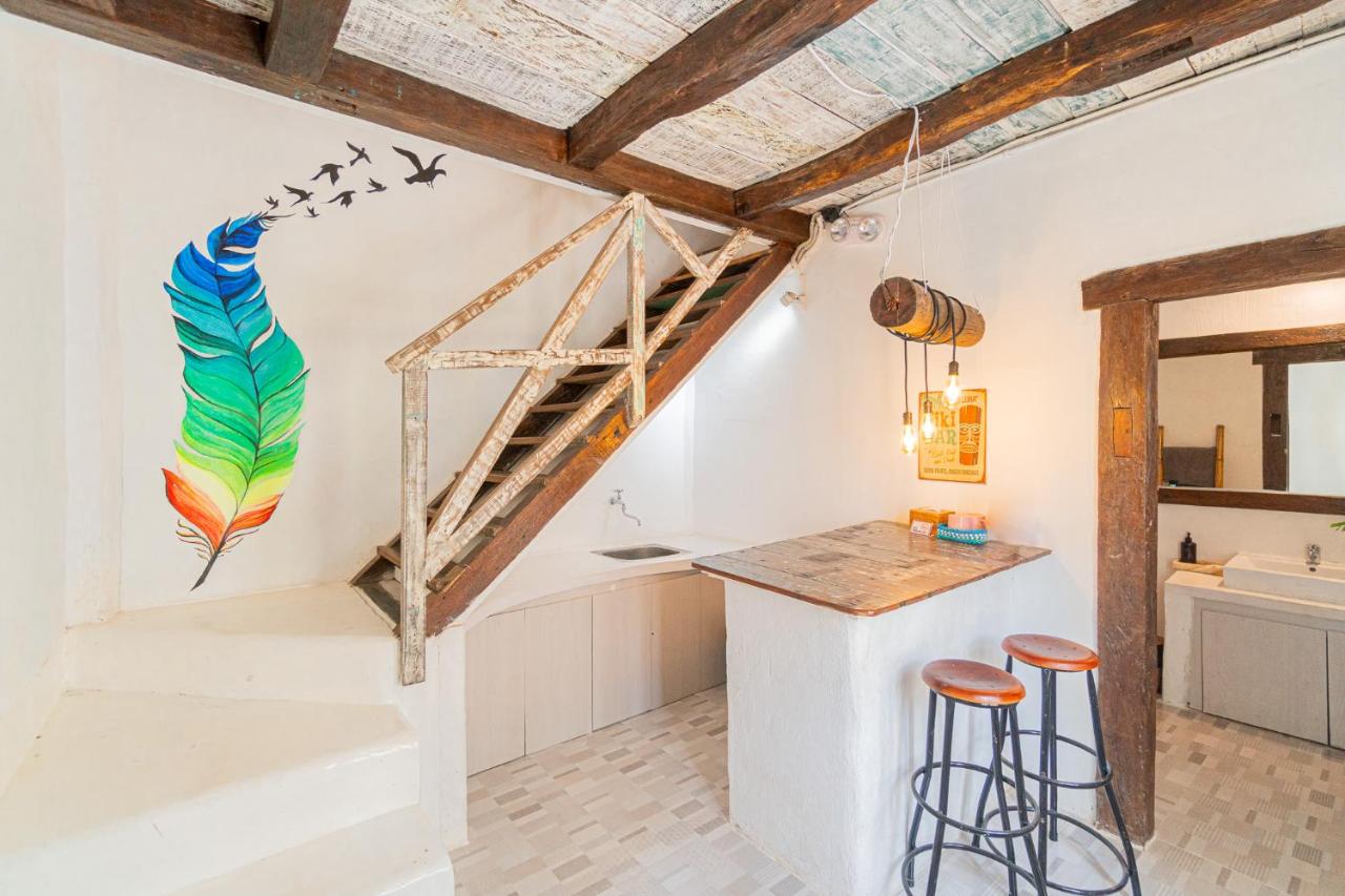 Despacito Loft & Lounge by Bukit Vista - 5