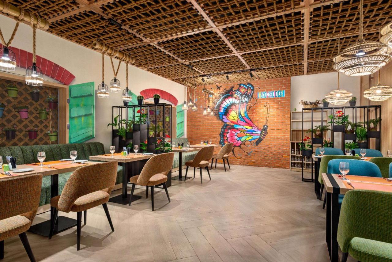 La Quinta by Wyndham Dubai Jumeirah photo