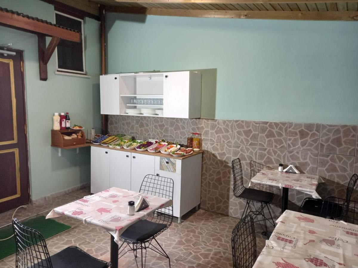 Emirhan Guesthouse & Suites - 4