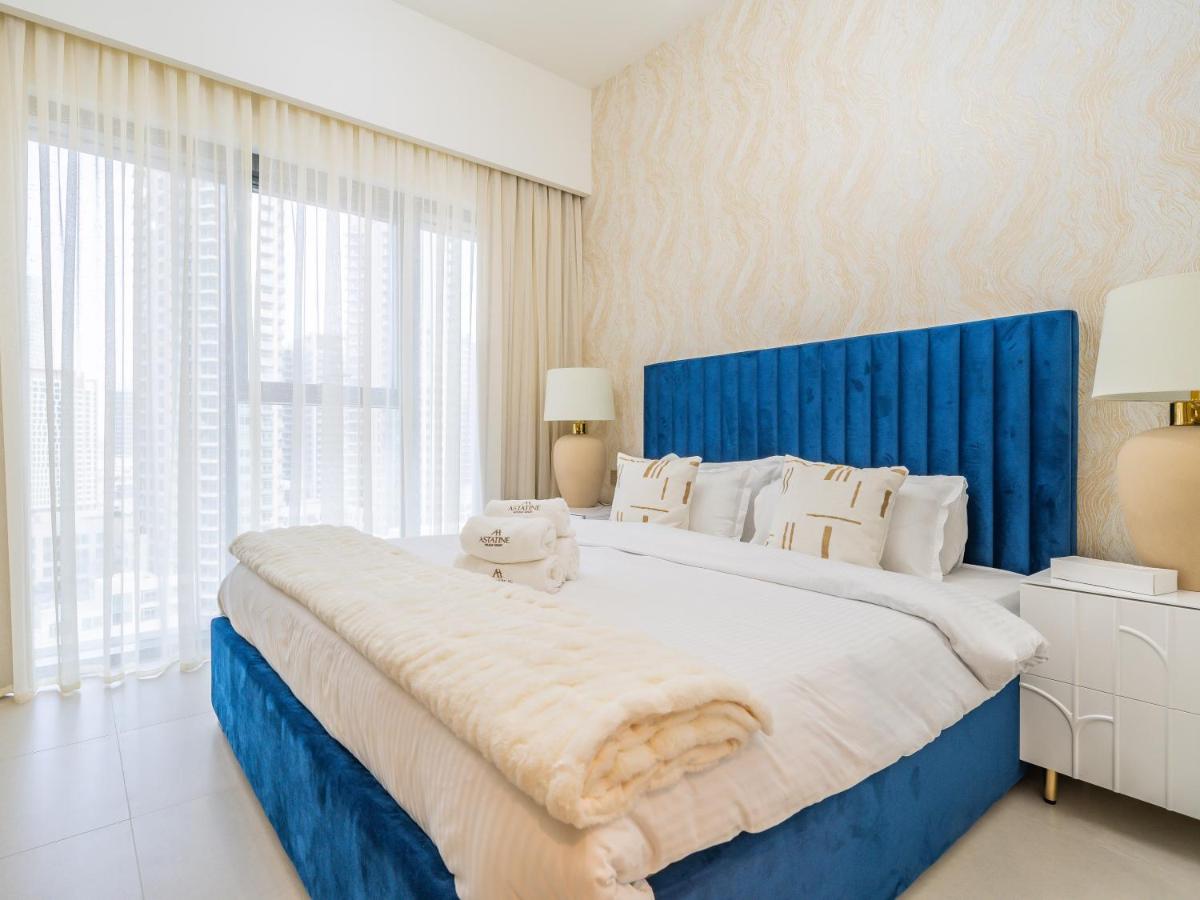 Superior 1BR In Burj Royale - Downtown Dubai - 2