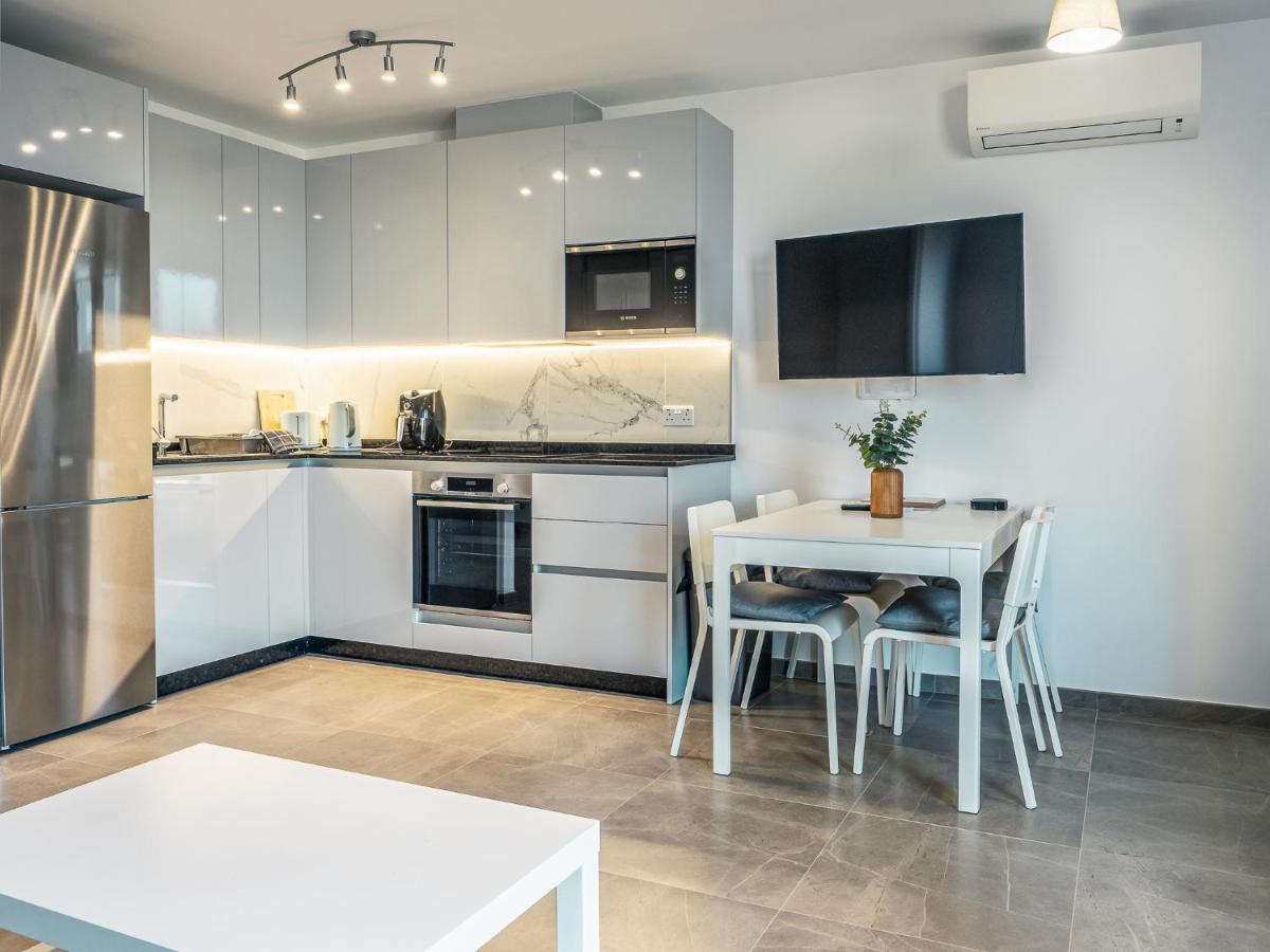 Brand New Studio Near The Beach, Gibraltar