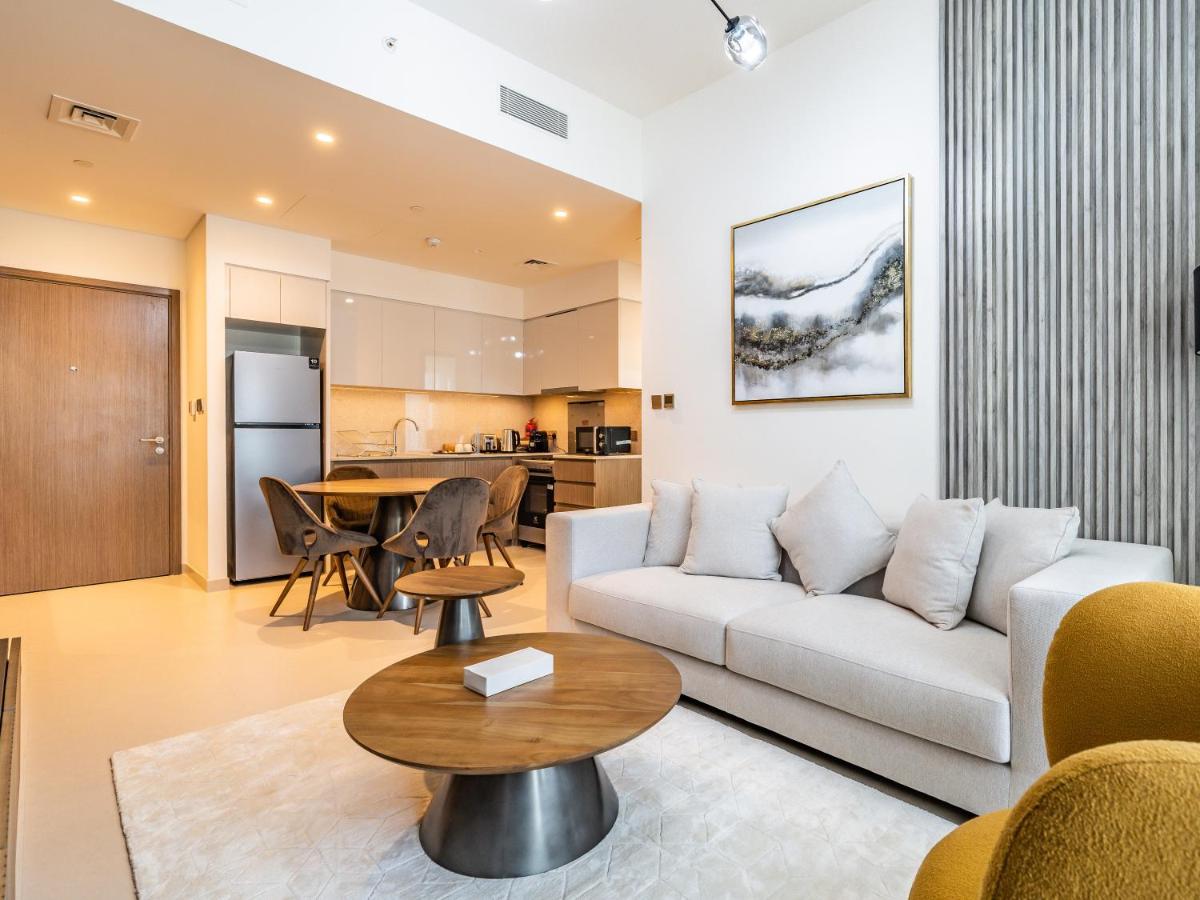 Pleasant 1BR in Burj Royale - Downtown Dubai - 5