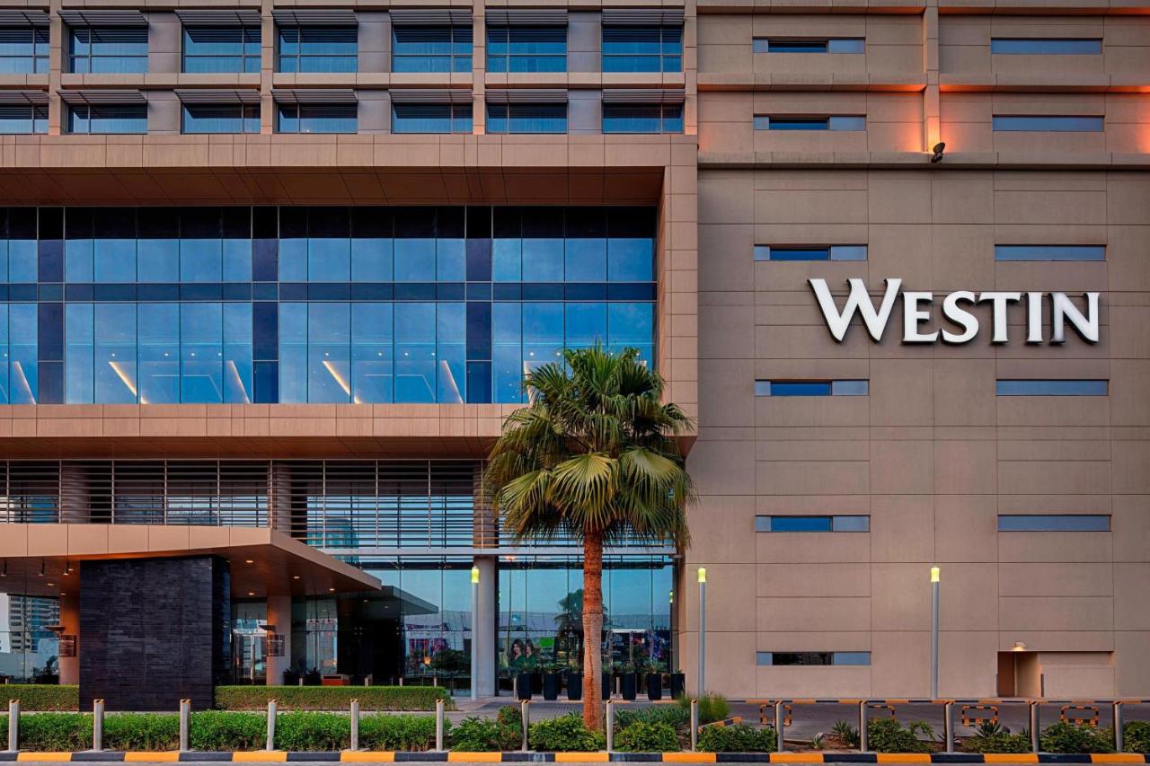 The Westin City Centre Bahrain photo
